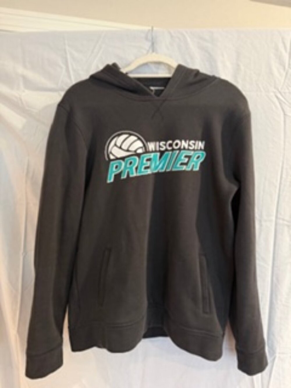 Wisconsin Premier Volleyball Hoodie Black Pullover Sweatshirt Women’s Size L